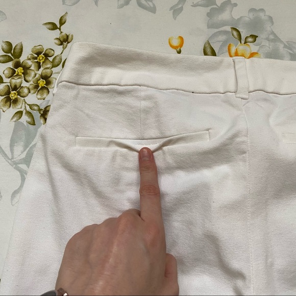 Old Navy Size 4 “The Diva” White Pants - Picture 5 of 12